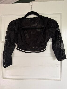 Urban Outfitters Black Lace Hooded Crop Top Small